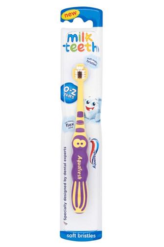 Aquafresh milk teeth soft 0 - 2 roky dětský zubní kartáček
