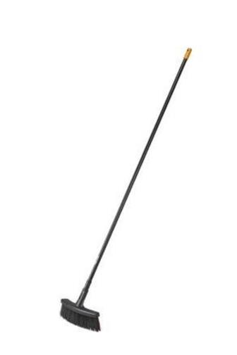 Fiskars koště Solid M univerzální zahradní 38 x 162 cm