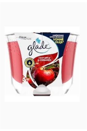 Glade svíčka Cosy Apple & Cinnamon 129 g