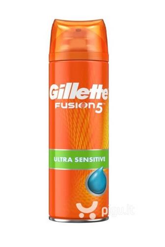 Gillette Fusion5 Sensitive pěna na holení 250 ml