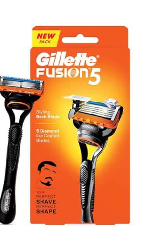 Gillette Fusion5 strojek + 1x NH + pěna classic 50 ml