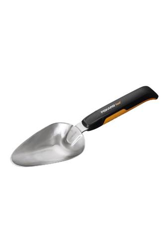 Fiskars Lopatka Xact 83 mm